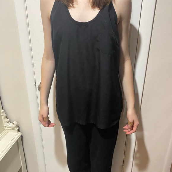 Two Piece Set - Picture 4 of 7